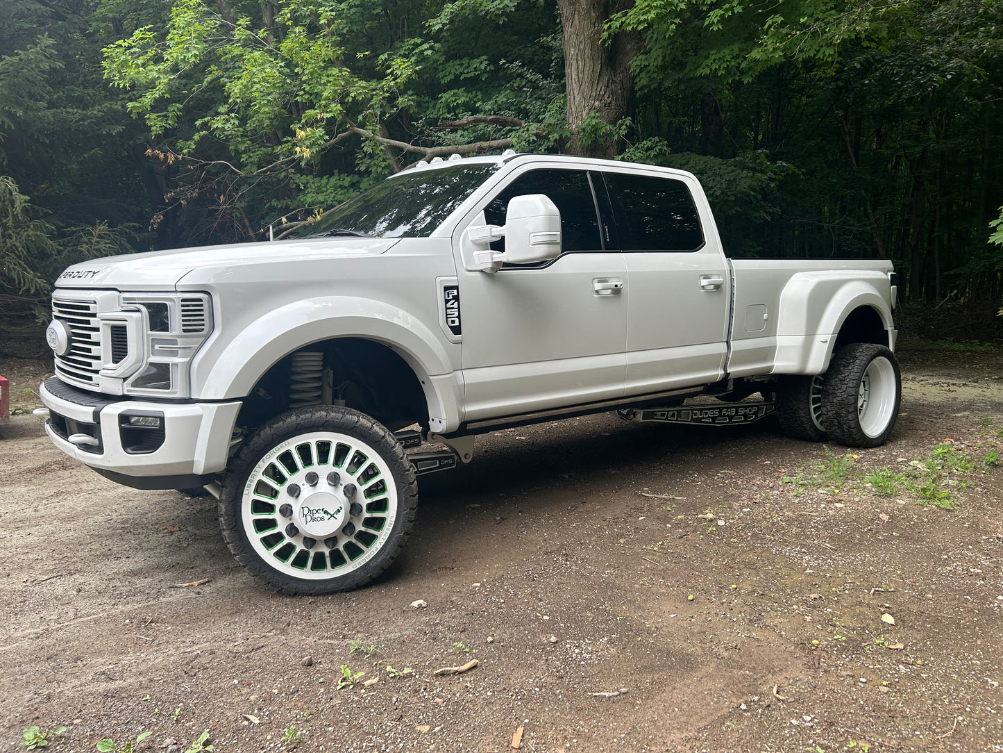 05-22 f250-f450 CNC 4 link and rear traction bars.